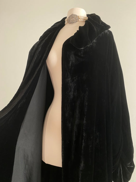 Sublime 1920's Black Silk Velvet Opera Coat With Massive Sleeves / OS