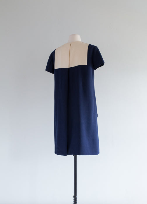 Iconic 1960’s Oscar de la Renta Mod Dress with Bow / Medium