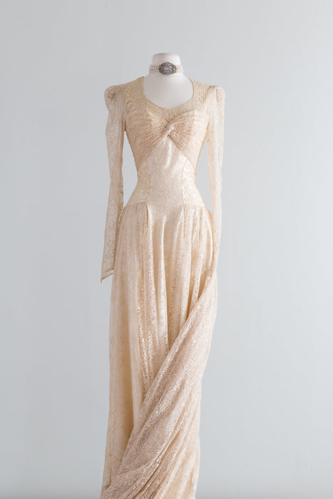 Exquisite 1930's Champagne Lace Wedding Gown With / Waist 28"