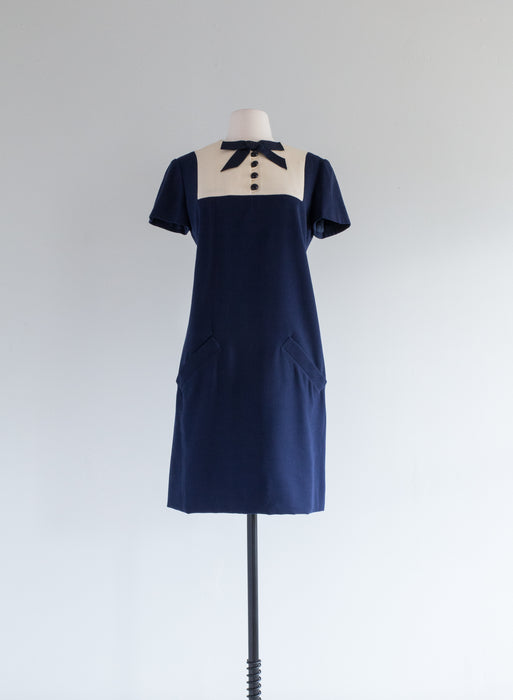 Iconic 1960’s Oscar de la Renta Mod Dress with Bow / Medium