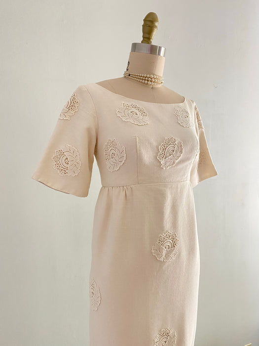 Elegant 1960's Empire Waist Ivory Linen Wedding Gown With Lace and Tra Xtabay Vintage Elegant 1960's Empire Waist Ivory Linen Wedding Gown With Lace and Tra Xtabay Vintage