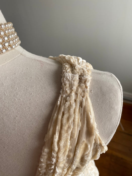 Rare 1930's Ivory Burnout Velvet Wedding Gown / Waist 26 – Xtabay Vintage Rare 1930's Ivory Burnout Velvet Wedding Gown / Waist 26 – Xtabay Vintage